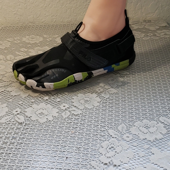 Fila EZ Slide Skele-toes shoes - Picture 2 of 6